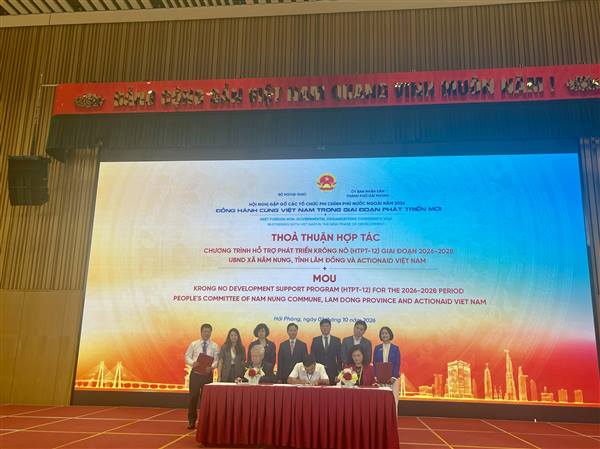 
Meeting with foreign non-governmental organizations