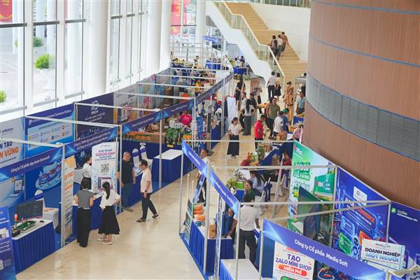 
Northern regional rural industrial products trade fair opens