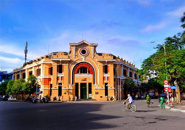 
Hai Phong through the eyes of journalist