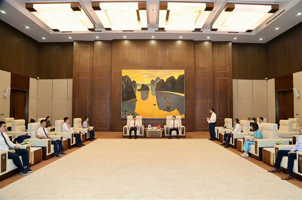 Vice Chairman of Hai Phong People’s Committee Receives Delegation from the Embassy of South Korea in Viet Nam