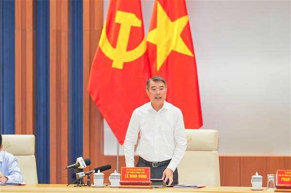 Prime Minister Le Minh Hung Meets with Hai Phong and Four Provinces on Social Housing Development