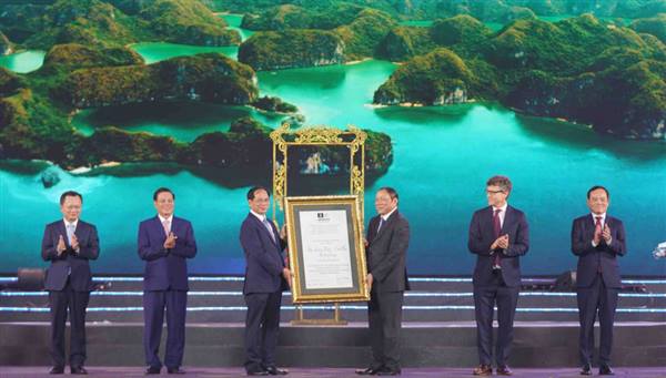 
Preserving the inter-provincial world heritage site

