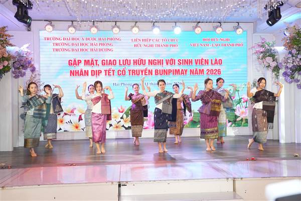 2026年の伝統的なブンピマイ新年を機に、ラオスの学生たちとの心温まる交流プログラムを実施する。