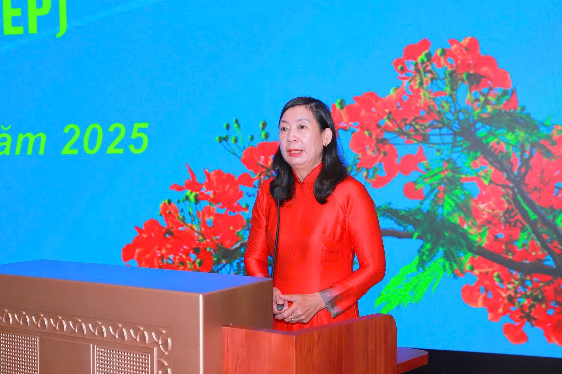 https://pbgdpl.haiphong.gov.vn/upload/phobienphapluat/product/2025/8/d-6a669b1edee6437da3602de0129e1a61.jpg?maxwidth=2048