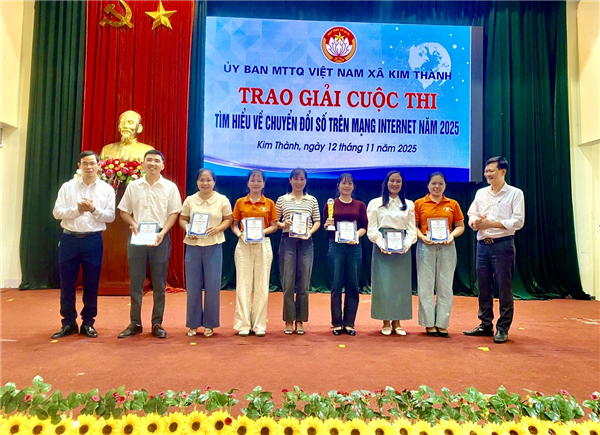 Ủy ban MTTQ Việt Nam xã Kim Thành tổ chức hội nghị tọa đàm “Chuyển đổi số và phát triển xanh năm 2025”; Trao giải các cuộc thi về chuyển đổi số và bình dân học vụ số