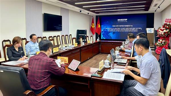 Hỗ trợ quản lý, khai thác và phát triển nhãn hiệu tập thể “Vải thiều Bát Trang” 