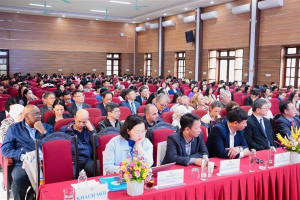 Trường Đại học Thành Đông: Hội thảo khoa học quốc tế “Tiếp cận các bệnh rối loạn giấc ngủ và phương pháp điều trị kết hợp giữa y học hiện đại và y học cổ truyền”