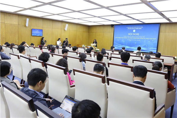 Trao giải Cuộc thi trực tuyến “Công dân số Hải Phòng – Sử dụng thông minh, sống an toàn” năm 2025