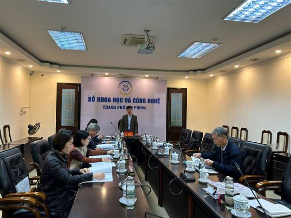 Nghiên cứu sử dụng thức ăn bổ sung thảo dược trong chăn nuôi gà đẻ để sản xuất “trứng gà thảo dược” trên địa bàn tỉnh Hải Dương (nay là thành phố Hải Phòng)