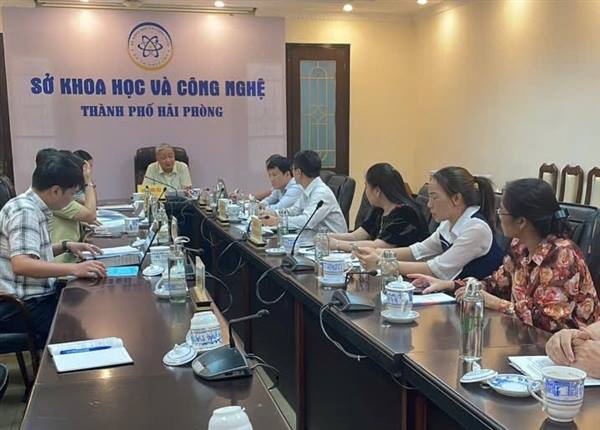 Nghiên cứu hoàn thiện quy trình công nghệ sản xuất sơn kháng muối, kháng kiềm