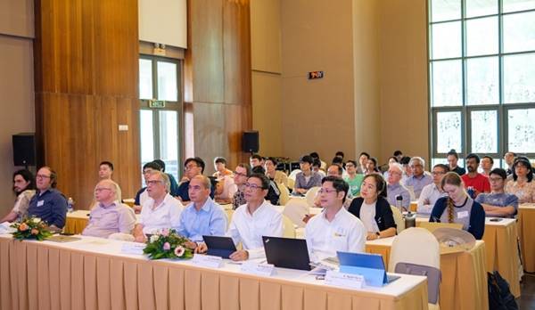 Hội thảo khoa học quốc tế Những tiến bộ mới trong nghiên cứu các hệ điện tử tương quan mạnh tổ chức từ ngày 1-5/6. Ảnh: ICISE
