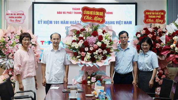 Sở Khoa học và Công nghệ chúc mừng ngày Báo chí cách mạng Việt Nam 21/6