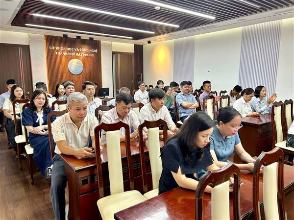 Sở Khoa học và Công nghệ tổ chức Lễ chào cờ, sinh hoạt chính trị dưới cờ tháng 7/2026