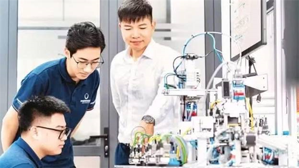 Mô hình hợp tác “3 nhà” trong phát triển khoa học, công nghệ