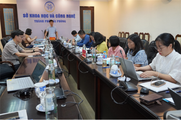 Nghiên cứu đề xuất giải pháp phát triển thị trường tiêu thụ sản phẩm OCOP của tỉnh Hải Dương (nay là thành phố Hải Phòng)