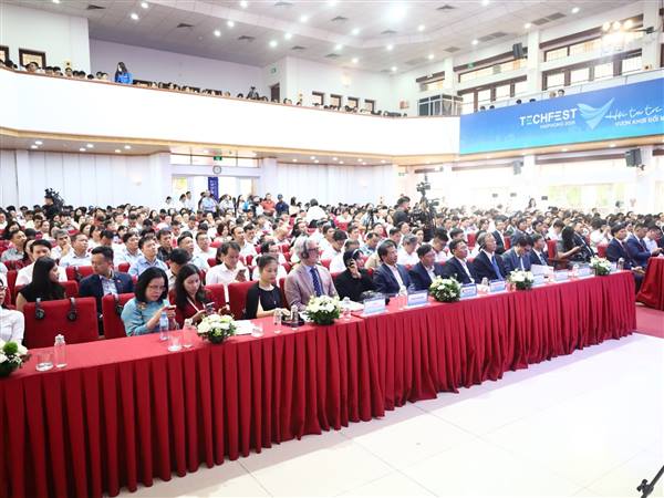 Khai mạc TECHFEST Hải Phòng 2026 – Hội tụ trí tuệ, Vươn khơi đổi mới