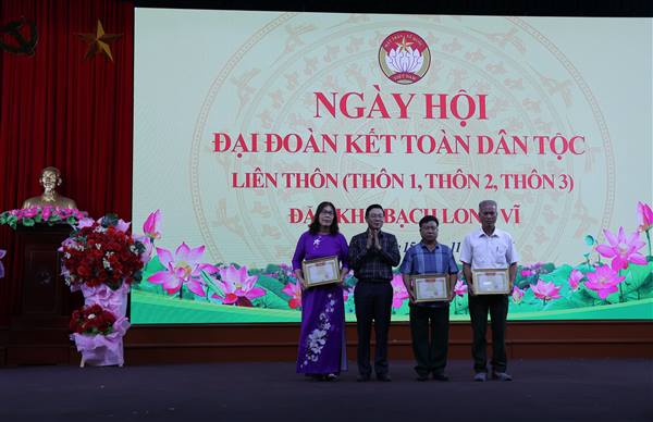 Đặc khu Bạch Long Vĩ tổ chức Ngày hội Đại đoàn kết toàn dân tộc Liên thôn năm 2025