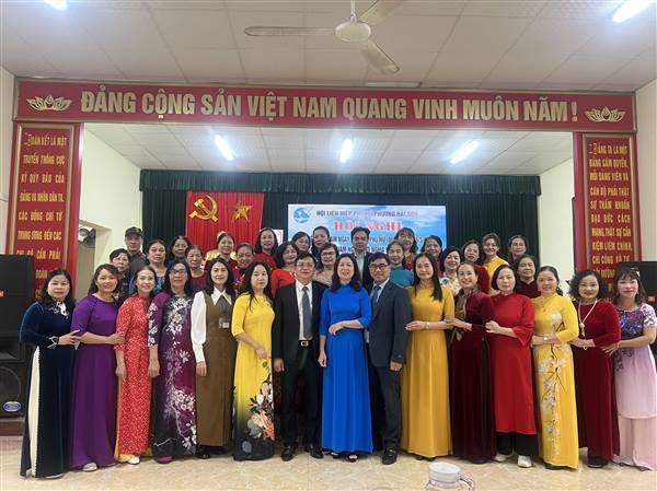 🌷🌷🌷 Sáng ngày 6/3 Hội LHPN phường Hải Sơn tổ chức hội nghị kỷ niệm 115 năm ngày quốc tế phụ nữ và 1985 năm ngày khởi nghĩa hai Bà Trưng; Sơ kết công tác Hội quý I,triển khai nhiệm vụ Quý II, biểu dương các gương điển hình tiêu biểu giai đoạn 2020-2025🌷🌷🌷