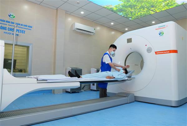 Bệnh viện đầu tiên ứng dụng PET/CT trong chẩn đoán, điều trị ung bướu