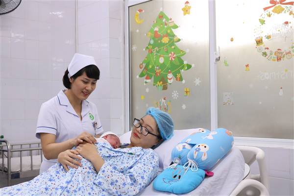 Nuôi con bằng sữa mẹ - Sự khởi đầu vững chắc cho bé