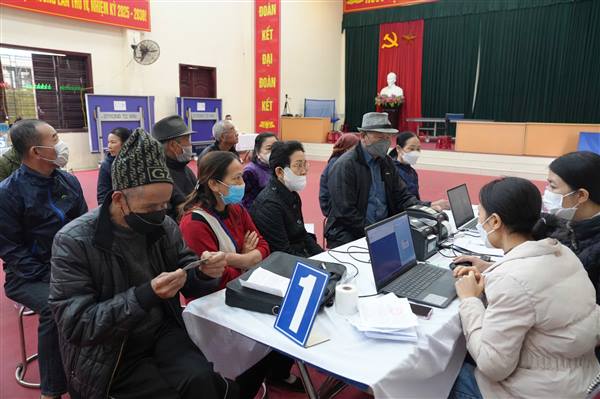 Bệnh viện Phổi Hải Phòng khám sàng lọc lao cho người dân phường Lê Chân