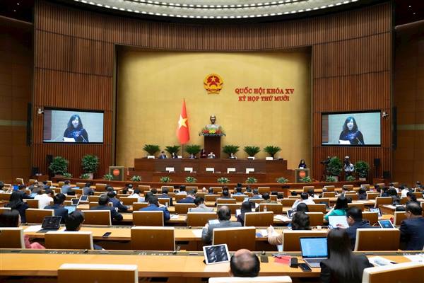 Quốc hội thông qua Luật Phòng bệnh, bước ngoặt quan trọng trong chính sách y tế Việt Nam.