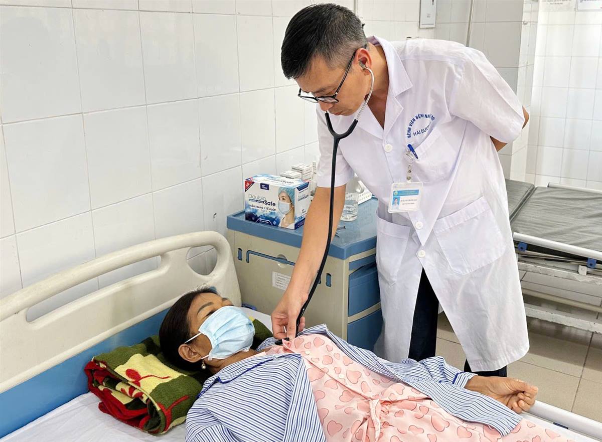 Bệnh viện Bệnh Nhiệt đới Hải Dương kịp thời chẩn đoán và điều trị ca bệnh nhiễm khuẩn huyết phức tạp
