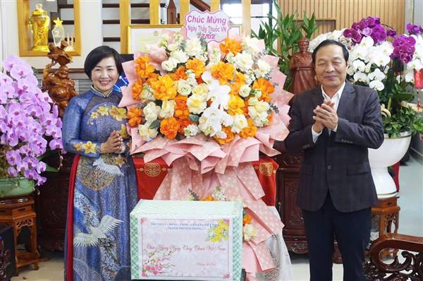 Người "giữ lửa" phong trào và đổi mới chất lượng khám chữa bệnh