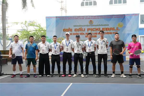 Đôi nam cán bộ CDC giành giải nhì môn Pikleball