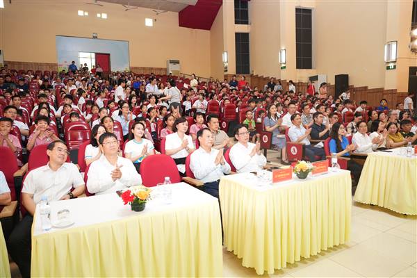 Phát động Tháng hành động vì trẻ em và khai mạc hoạt động Hè năm 2026: “Trẻ em hạnh phúc, an toàn, vững bước trong kỷ nguyên số”
