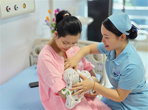 Nữ điều dưỡng giàu nhiệt huyết của Bệnh viện Phụ sản Hải Phòng