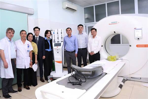 Bệnh viện Hữu nghị Việt - Tiệp nhận hệ thống chẩn đoán hình ảnh hiện đại

