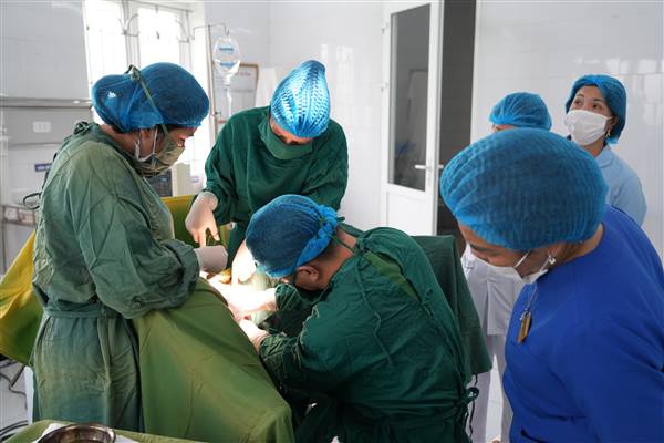 Trung tâm Y tế Ninh Giang: Làm chủ kỹ thuật ngoại khoa, vững vàng niềm tin người bệnh