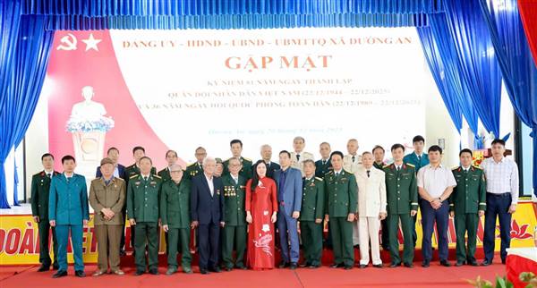 Xã nhà tổ chức Gặp mặt kỷ niệm 81 Ngày thành lập  Quân đội nhân dân Việt Nam và 36 năm Ngày Hội quốc phòng toàn dân 22/12/2025.