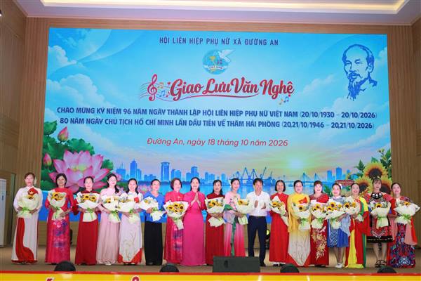 Hội LHPN xã Đường An tổ chức Giao lưu văn nghệ kỷ niệm 96 năm ngày thành lập Hội LHPN Việt Nam, 80 năm Ngày Chủ tịch Hồ Chí Minh lần đầu tiên về thăm Hải Phòng