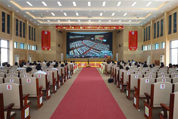 Xã Đường An tham dự Hội nghị toàn quốc nghiên cứu học tập Nghị quyết Hội nghị lần thứ tư BCH Trung ương Đảng khóa XIV.
