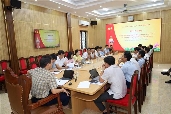 Xã Đường An tổ chức Hội nghị báo cáo phương án phân loại rác thải trên địa bàn xã năm 2026