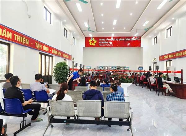 Thực hiện Thủ tục Hành chính trực tuyến - giải pháp thông minh cho công dân hiện đại.