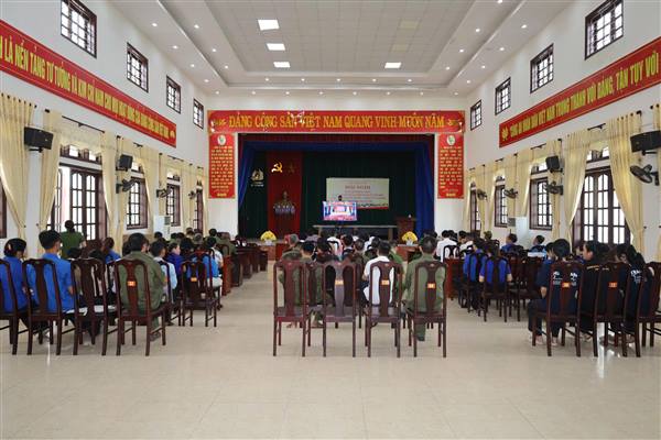 Xã Đường An tổ chức Lễ ra quân “Chiến dịch Mùa hè số cùng VNeID, hướng dẫn công dân số, đồng hành cùng Nhân dân thực hiện Đề án 06