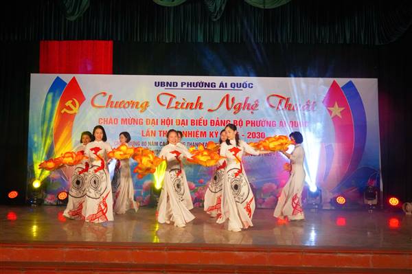 Đặc sắc chương trình văn nghệ chào mừng Đại hội đại biểu Đảng bộ phường Ái Quốc lần thứ I, nhiệm kỳ 2025 – 2030