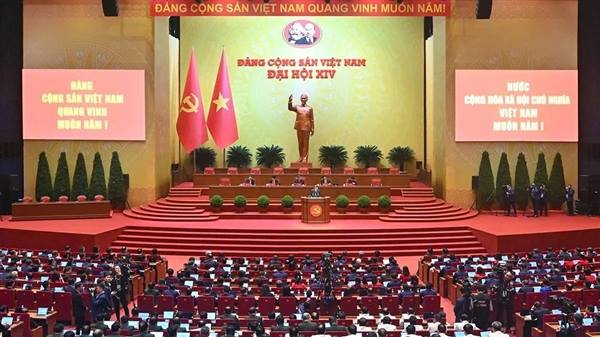 Danh sách 19 ủy viên Bộ Chính trị khóa XIV