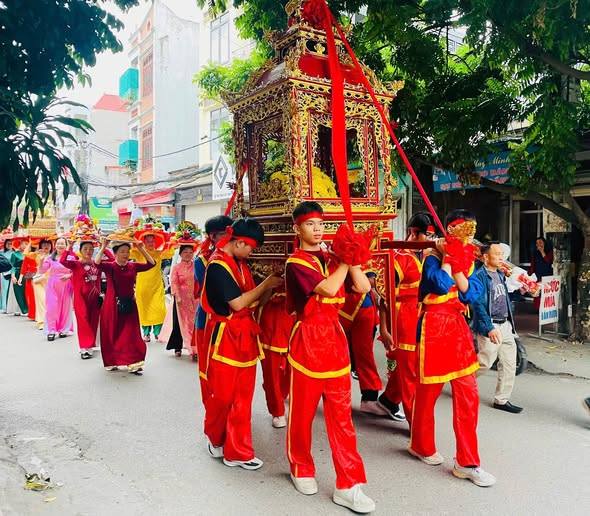 Sôi nổi các hoạt động trong phần hội Lễ hội truyền thống Danh tướng Phạm Tử Nghi năm 2025
