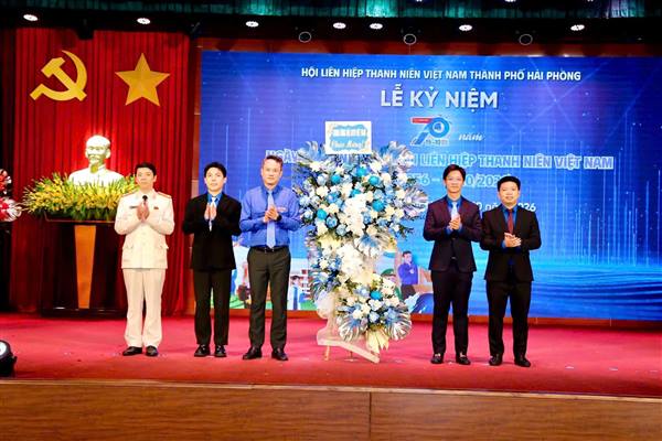 TUỔI TRẺ AN BIÊN VINH DỰ NHẬN BẰNG KHEN CỦA CHỦ TỊCH UỶ BAN NHÂN DÂN THÀNH PHỐ NHÂN DỊP KỶ NIỆM 70 NĂM NGÀY TRUYỀN THỐNG HỘI LIÊN HIỆP THANH NIÊN VIỆT NAM
