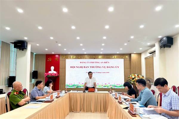 BAN THƯỜNG VỤ ĐẢNG ỦY PHƯỜNG AN BIÊN TỔ CHỨC HỘI NGHỊ ĐÁNH GIÁ, XẾP LOẠI QUÝ II ĐỐI VỚI CÁN BỘ LÃNH ĐẠO, QUẢN LÝ