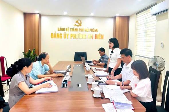 ĐẢNG ỦY PHƯỜNG AN BIÊN KHAI MẠC CHẤM THI CUỘC THI CHÍNH LUẬN BẢO VỆ NỀN TẢNG TƯ TƯỞNG CỦA ĐẢNG NĂM 2026