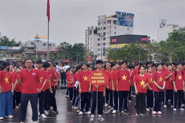 ỦY BAN NHÂN DÂN PHƯỜNG AN BIÊN THAM GIA LỄ MÍT TINH VÀ GIẢI CHẠY PHONG TRÀO HƯỞNG ỨNG THÁNG HÀNH ĐỘNG PHÒNG, CHỐNG MA TÚY NĂM 2026 VỚI CHỦ ĐỀ “CHUNG MỘT QUYẾT TÂM XÂY DỰNG XÃ, PHƯỜNG, ĐẶC KHU KHÔNG MA TÚY”