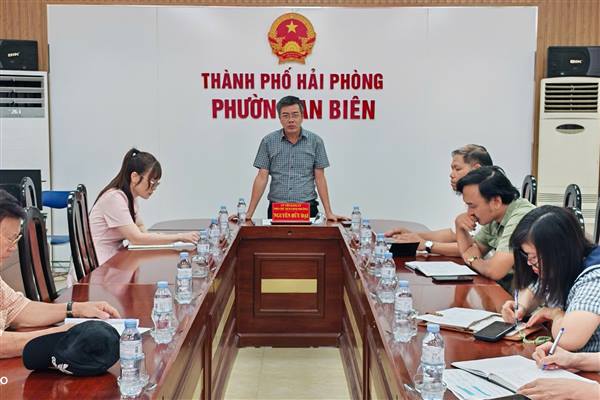 PHƯỜNG AN BIÊN TỔ CHỨC HỌP TRIỂN KHAI CÔNG TÁC HIẾN, TẶNG KỶ VẬT KHÁNG CHIẾN