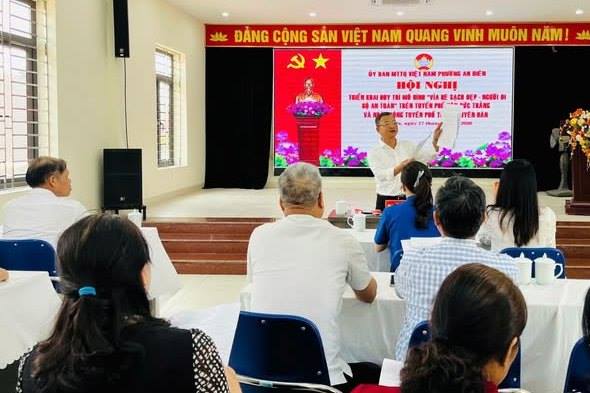 ỦY BAN MẶT TRẬN TỔ QUỐC PHƯỜNG AN BIÊN TRIỂN KHAI DUY TRÌ MÔ HÌNH “VỈA HÈ SẠCH ĐẸP – NGƯỜI ĐI BỘ AN TOÀN” TRÊN TUYẾN PHỐ TRẦN NGUYÊN HÃN, TÔN ĐỨC THẮNG.