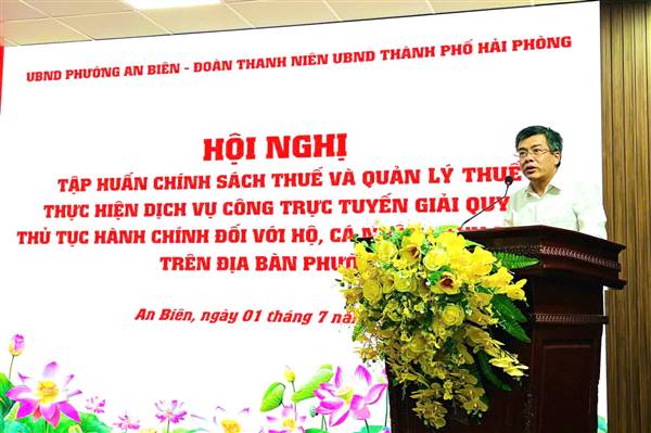 HỘI NGHỊ TẬP HUẤN CHÍNH SÁCH THUẾ, THỰC HIỆN DỊCH VỤ CÔNG TRỰC TUYẾN ĐỐI VỚI HỘ, CÁ NHÂN KINH DOANH