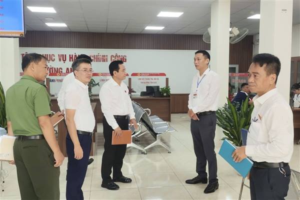 HĐND PHƯỜNG AN BIÊN GIÁM SÁT VIỆC THỰC HIỆN NGHỊ QUYẾT 57-NQ/TW VỀ ĐỘT PHÁ PHÁT TRIỂN KHOA HỌC, ĐỔI MỚI SÁNG TẠO VÀ CHUYỂN ĐỔI SỐ QUỐC GIA TRÊN ĐỊA BÀN PHƯỜNG